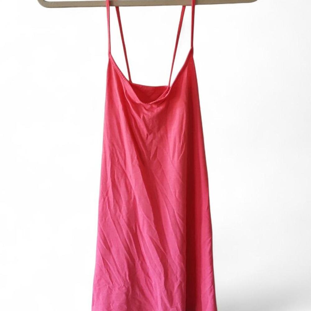 Divided H&M pink cross back tank